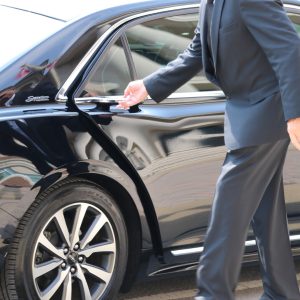 Luxury Black Car Transfer Service Global Express limo